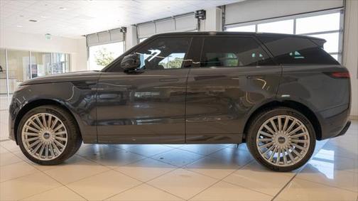 2025 Land Rover Range Rover Sport SE