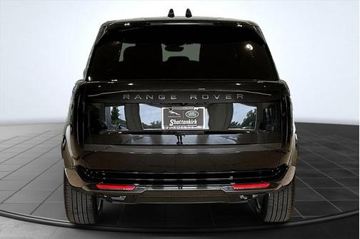 2025 Land Rover Range Rover P400 SE 7 Seat
