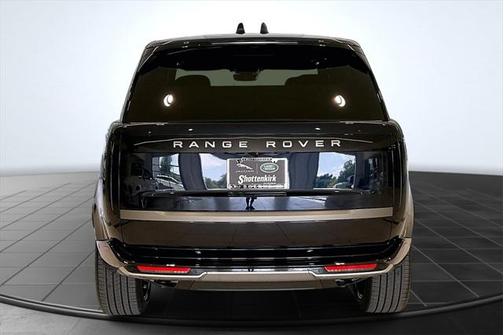 2025 Land Rover Range Rover P400 SE