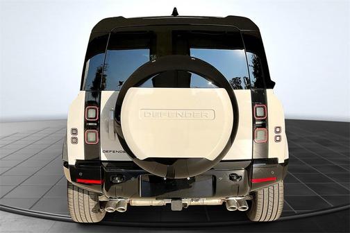 2026 Land Rover Defender X-Dynamic SE