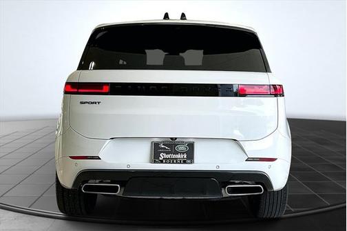 2024 Land Rover Range Rover Sport SE