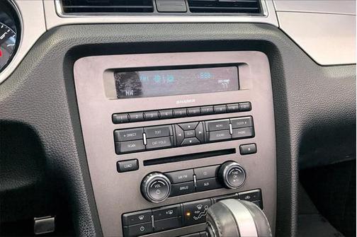 2014 Ford Mustang V6 Premium