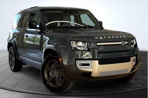 2025 Land Rover Defender 110 P400 S