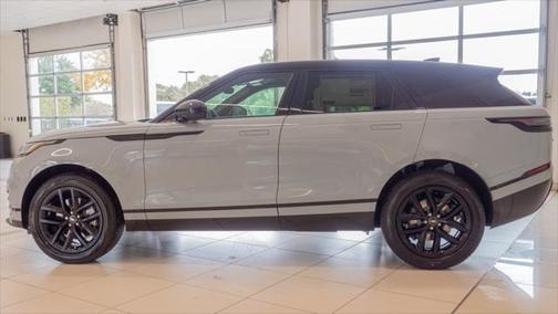 2025 Land Rover Range Rover Velar P250 SE R-Dynamic