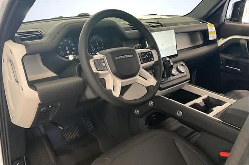 2025 Land Rover Defender 110 P500 X-Dynamic SE