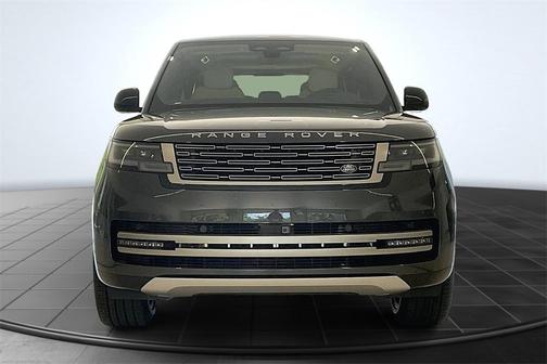 2025 Land Rover Range Rover P400 SE 7 Seat