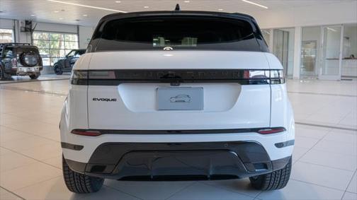 2026 Land Rover Range Rover Evoque Dynamic SE