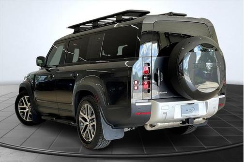 2025 Land Rover Defender 130 P400 S
