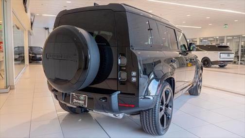 2025 Land Rover Defender 110 P400 X