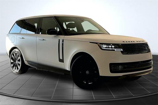 2025 Land Rover Range Rover P550e Autobiography