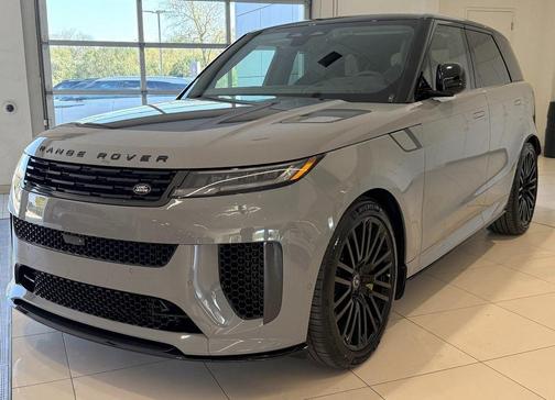 2025 Land Rover Range Rover Sport P635 SV Edition Two