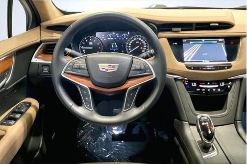 2017 Cadillac XT5 Platinum
