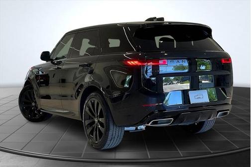 2025 Land Rover Range Rover Sport SE