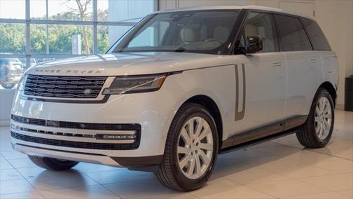 2025 Land Rover Range Rover P550e SE