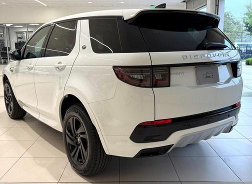 2025 Land Rover Discovery Sport S