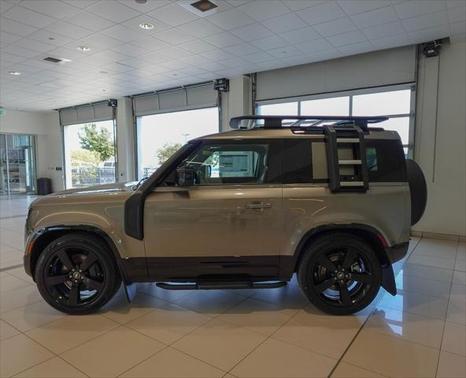 2025 Land Rover Defender 90 P400 X-Dynamic SE