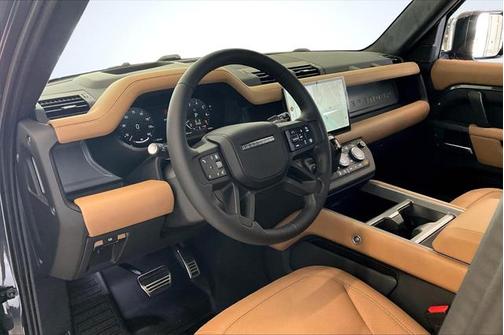 2025 Land Rover Defender V8