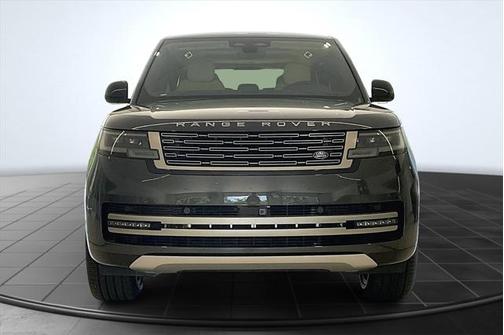 2025 Land Rover Range Rover P400 SE 7 Seat