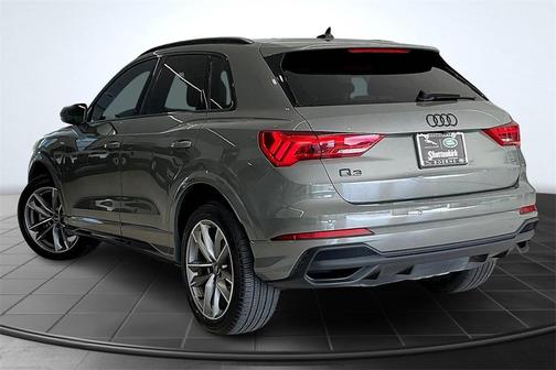 2024 Audi Q3 45 S line Premium Plus