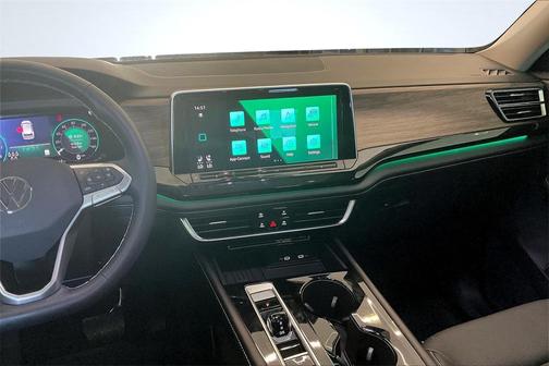 2025 Volkswagen Atlas 2.0T SEL