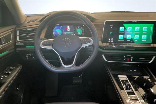 2025 Volkswagen Atlas 2.0T SEL