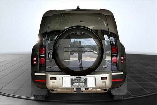 2023 Land Rover Defender 130 First Edition