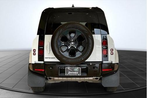 2024 Land Rover Defender X-Dynamic SE