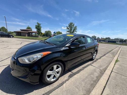 Black Noir Pearl 2011 Hyundai ELANTRA GLS