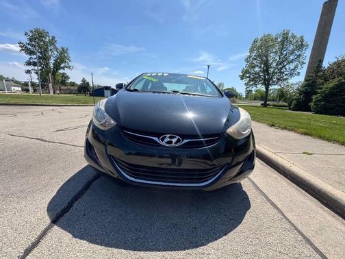 Black Noir Pearl 2011 Hyundai ELANTRA GLS