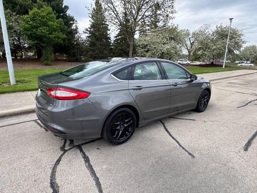 Sterling Gray Metallic 2014 Ford Fusion SE