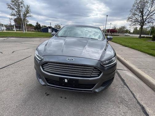 Sterling Gray Metallic 2014 Ford Fusion SE