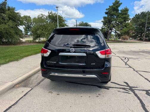 Super Black 2014 Nissan Pathfinder SL