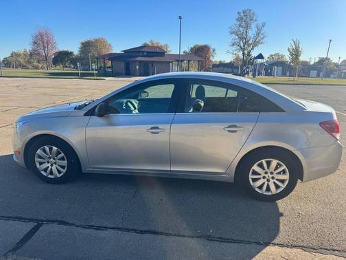 2011 Chevrolet Cruze LS
