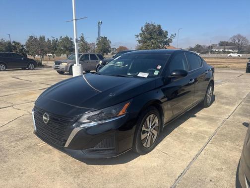 2023 Nissan Altima 2.5 S