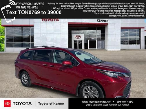 2023 Toyota Sienna XLE