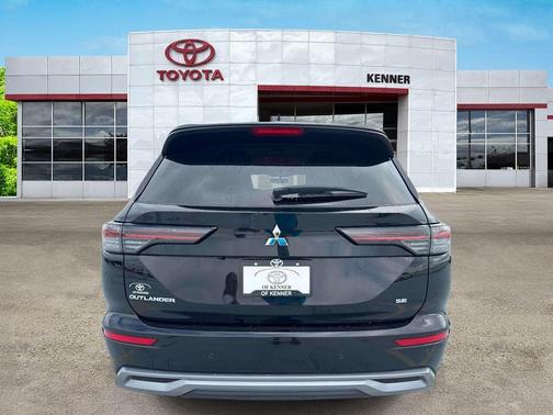 Black Diamond 2025 Mitsubishi Outlander SE 2.5 S-AWC