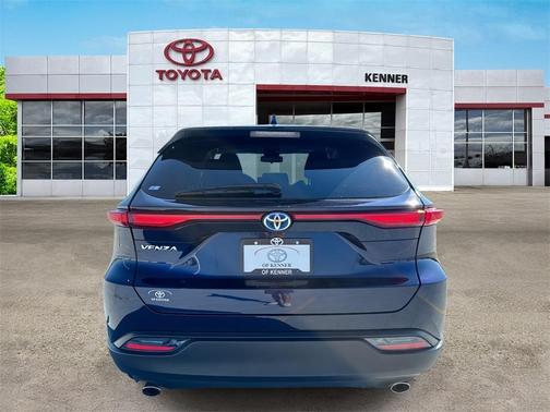 2024 Toyota Venza LE