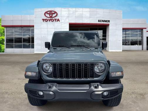 Anvil Clearcoat 2025 Jeep Gladiator Nighthawk