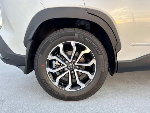 2026 Toyota Corolla Cross Hybrid 