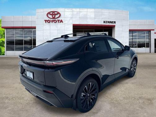 Midnight Black Metallic 2026 Toyota C-HR XSE