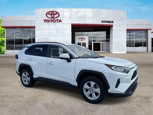 2020 Toyota RAV4 XLE