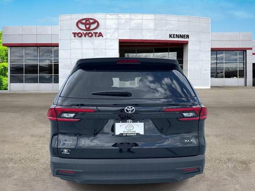 Midnight Black Metallic 2025 Toyota Grand Highlander XLE