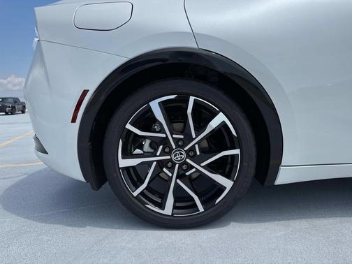 Pearl 2026 Toyota Prius Plug-In Hybrid XSE