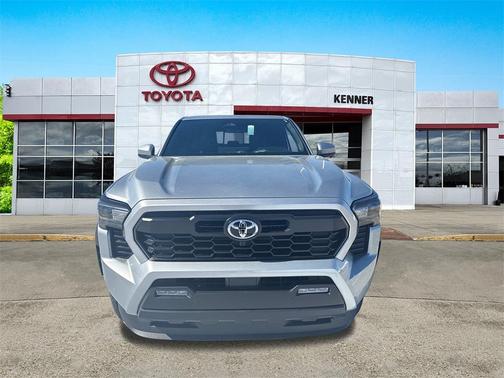 2025 Toyota Tacoma Hybrid TRD