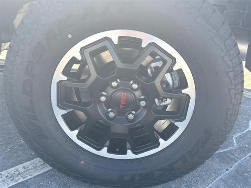 2025 Toyota Tacoma Hybrid TRD