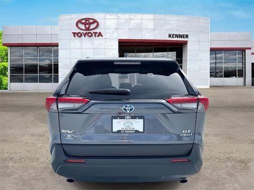 2024 Toyota RAV4 Hybrid XLE