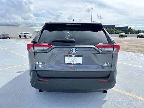 2024 Toyota RAV4 Hybrid XLE