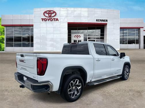 2023 GMC Sierra 1500 SLT