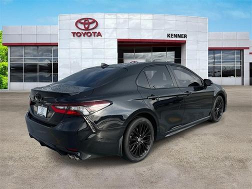 2022 Toyota Camry SE Nightshade