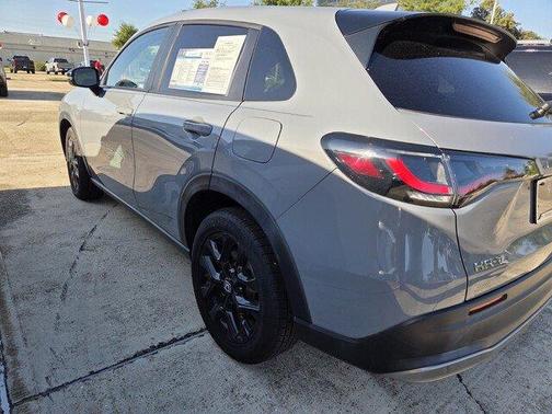 Urban Gray Pearl 2023 Honda HR-V AWD Sport